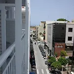 Moschos Hotel 2*