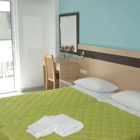 Moschos Hotell