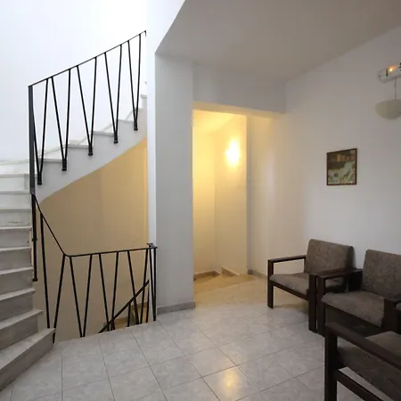Hotel Moschos 2*